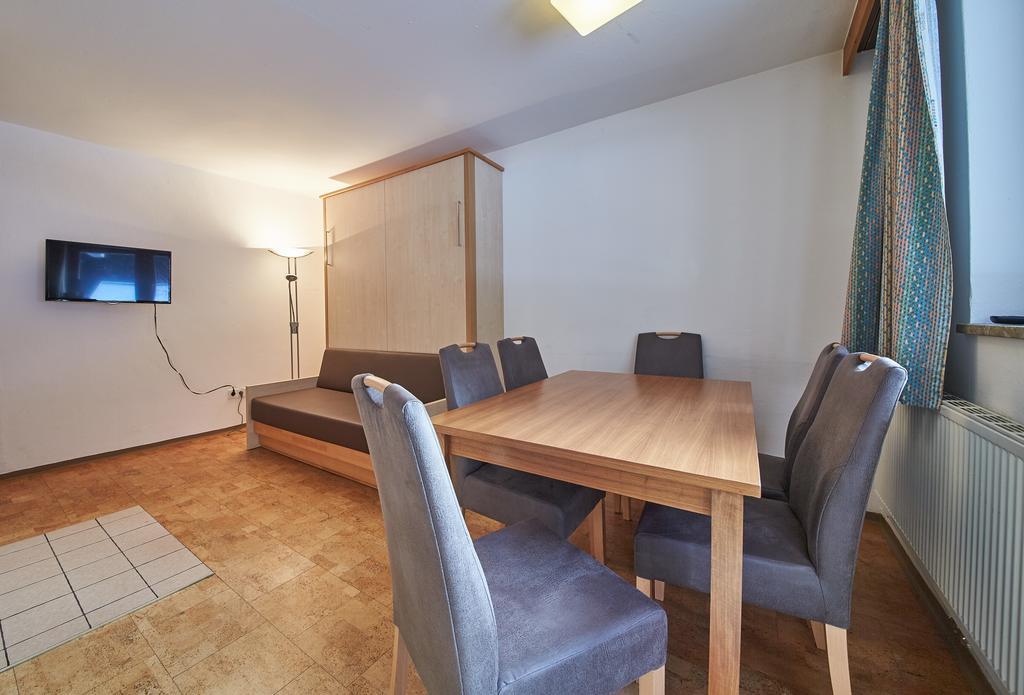 Appartements Glemmtal ザールバッハ・ヒンターグレム エクステリア 写真