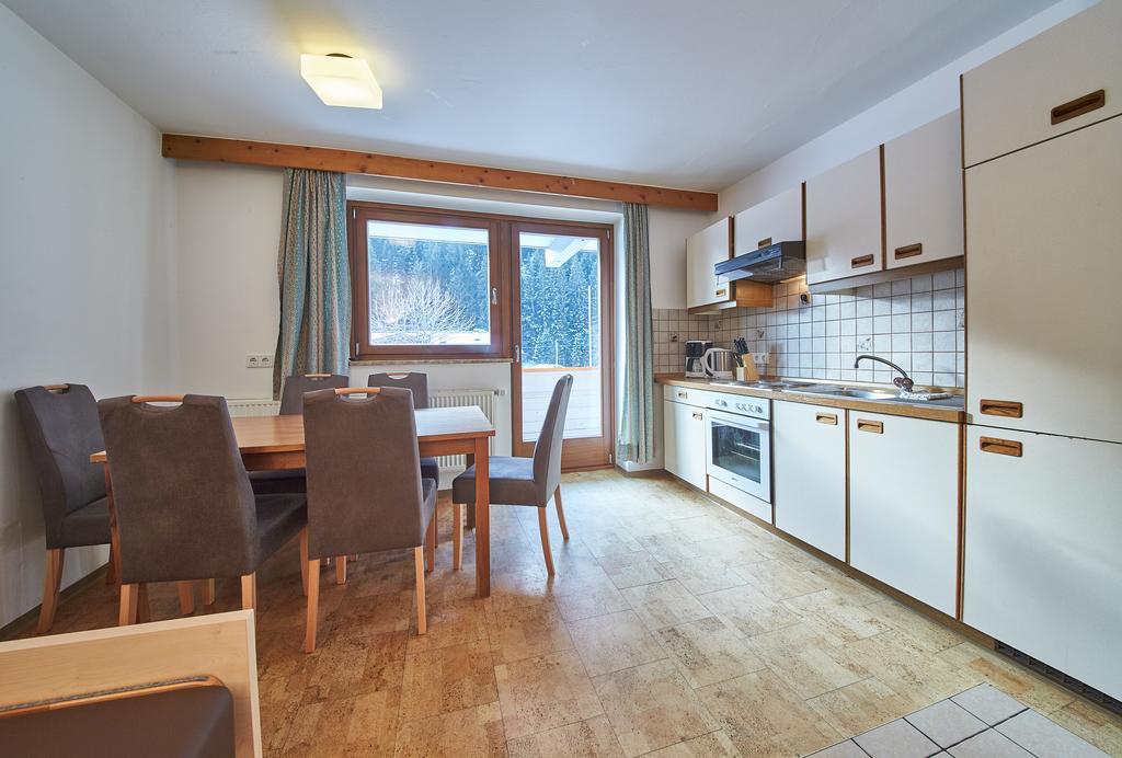 Appartements Glemmtal ザールバッハ・ヒンターグレム エクステリア 写真
