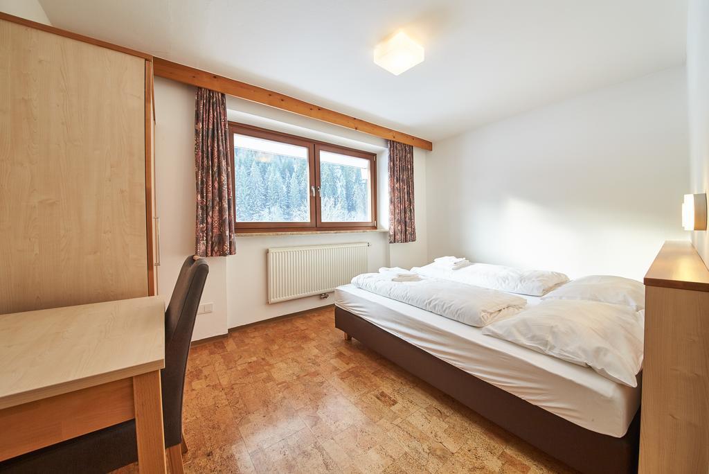 Appartements Glemmtal ザールバッハ・ヒンターグレム エクステリア 写真